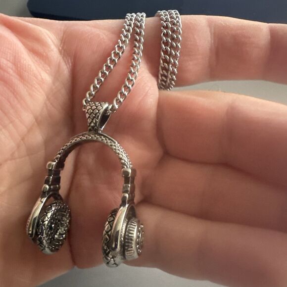 Headphones D.J. Stainless Steel Pendant 24 Inch Chain Necklace Men’s Vintage - Picture 6 of 7